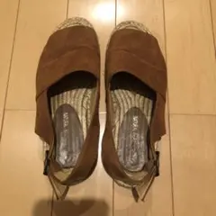 茶色　サンダルのサムネイル