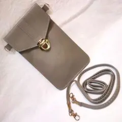 【美品】 スマホショルダーバッグ　内ポケット付き　グレー