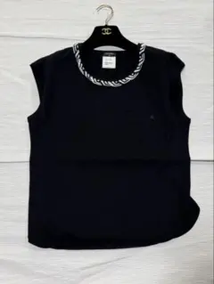 CHANEL 袖なしトップス 襟元ツイードブラック 40