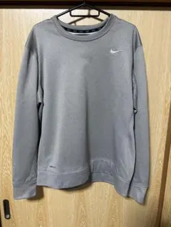 NIKEトレーナーXL、NIKEパーカーL アンダーアーマーパーカーXL3枚