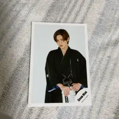 SnowMan 目黒蓮 袴 公式写真