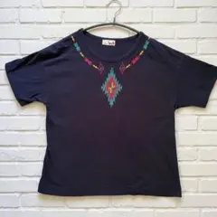 【美品】チチカカ ネイディブ刺繍Tシャツ 濃紺 チマヨ柄 ボヘミアン M相当のサムネイル