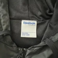 Reebokウィンドブレーカー