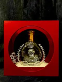 2851 レミーマルタン Louis XIII ルイ13世 バカラ 空瓶 空箱のサムネイル