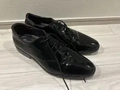 エナメルシューズ