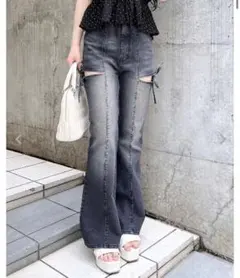 INGNI サイドリボンカットアウトフレアデニムパンツ　グレー　S