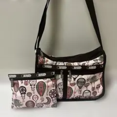 LeSportsacレスポートサック 多機能ショルダーバッグ 気球柄 ポーチ付き