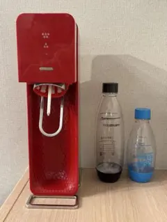 sodastream（ソーダストリーム）炭酸水メーカー＋専用ボトル2本