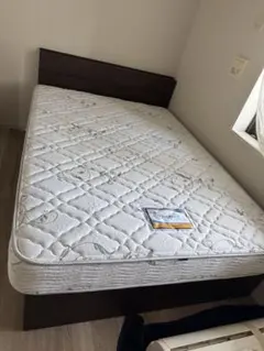 Simmons Beautyrest Golden Value マットレス