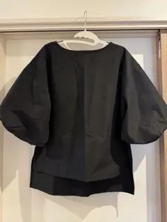 【coca】ブラック 五分袖バルーンスリーブトップス