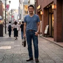 AMERICAN EAGLE Vネック Tシャツ ネイビー