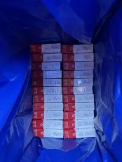 マルボロ赤の空箱100個＋おまけ10個、合計110個をお送りします。