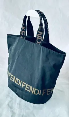 フェンディFENDI　ロゴライン　ハンドバッグトートバッグブラック2WAY A4のサムネイル