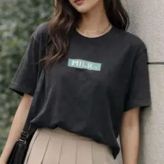 MILKFED. ボックスロゴTシャツ 黒 M 半袖のサムネイル