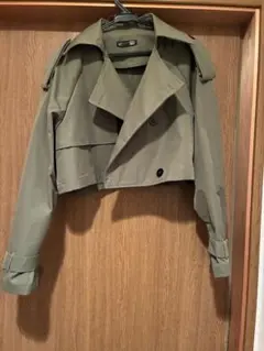 Dazy クロップドトレンチコート M オリーブグリーン