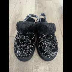AW22 新作☆UGG キラキラスリッポン