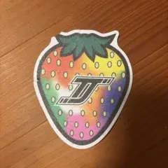 Travis Japanイチゴ型 ステッカー 落下物 - メルカリ