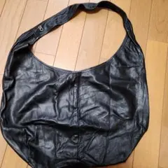 Ampersand レザー ショルダーバッグ 黒のサムネイル