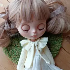 ハンドメイドNo.94ドール用アウトフィット　ブライス等洋服