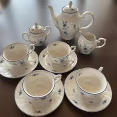 ノリタケの森限定クリスマスくまさん置物 陶器 - メルカリ