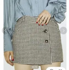 千鳥格子柄BIGボタンスカパン 黒 白 ラップ風 ショーパン jouetie