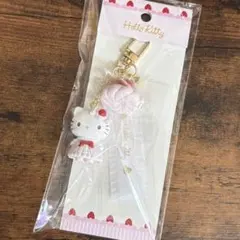ハローキティ キーホルダー（いちごホイップケーキ）