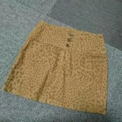 Heatherのタイトスカート！