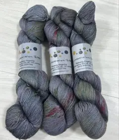 the uncommon thread Fingering 毛糸　3カセ