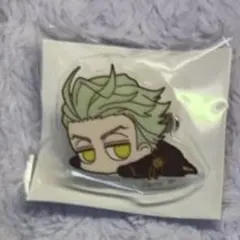 ツイステ　セベク　だるーん　バッジ　寮服