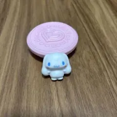 サンリオショップ原宿店限定 つめてねフィギュア シナモン - メルカリ