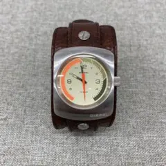 P51＊ DIESEL ディーゼル アナログ 腕時計 ブラウン 本革 不動品