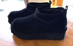 新品未使用　ベアパウ　厚底ムートンブーツショート23㎝　ブラック