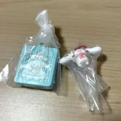 サンリオ　クッキー缶チャーム　ワントーンマスコット　シナモン　まとめ売り