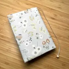 文庫本サイズ　ブックカバー　ハンドメイド