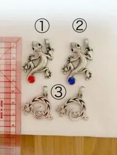 ペンダントトップ 22種類 ドクロ/ペア/ハート/月/猫/葉っぱ等