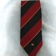 バーバリー赤黒ストライプネクタイ