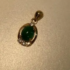 翡翠　18K ネックレス　トップ