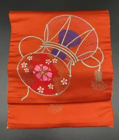 名古屋帯 洒落帯　高級　♢ 正絹　アンティーク　刺繍　花柄　太鼓　R394