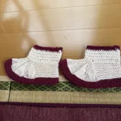 ニット靴下 クリーム色とワインレッド