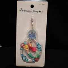 リトルマーメイド カメラストラップ ディズニーストア - メルカリ