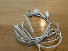 iPhone ライトニングイヤホン　Apple純正品
