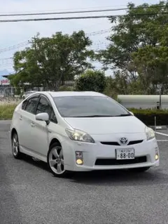 プリウスSツーリング (車検令和10/03) 92,000㌔ - メルカリ