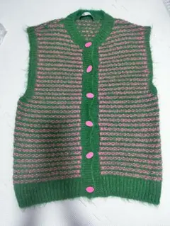 BB様　ZARA グリーン・ピンク ニットベスト