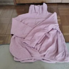 ハイネックセーター