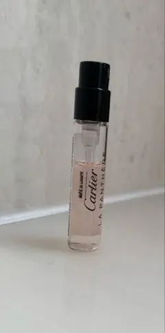 Cartier LA PANTHERE オードトワレ 2ml 香水のサムネイル