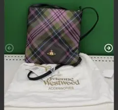 Vivienne Westwood ショルダーバッグ 未使用品　　イタリア製のサムネイル