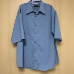 青 シャツのサムネイル