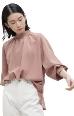 ナノユニバースピンク 長袖 バックオープン トップス