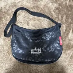 マンハッタンポーテージ ショルダーバッグ ブラック レオパード