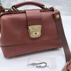 HERZ ヘルツ 2way口枠ミニショルダー 本革 レザーのサムネイル